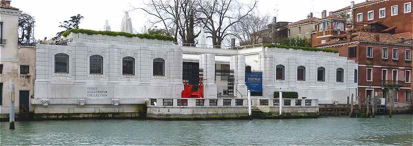 Venise, Grand Canal: le Musée Peggy Guggenheim