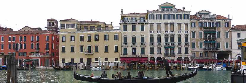 Venise: vue du Grand Canal, Casa su Riva del Vin, Casa Silvestri, Casa Pasquato, Casa Sollotti