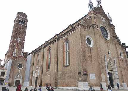 L'église Santa Maria Gloriosa dei Frari