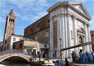 Venise: glise San Barnaba