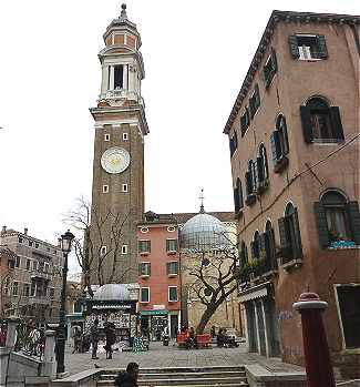 Le Campo et l'glise dei Santissimi Apostoli