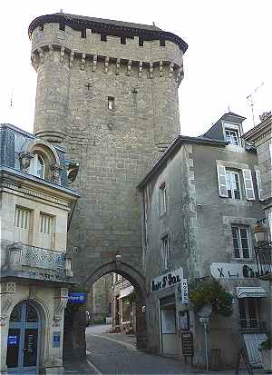 Porte Saint Jean (Ouest)  La Souterraine