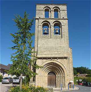 Faade de l'glise de Le Vigen