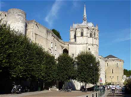 Chateau d'Amboise: Chapelle Saint Hubert