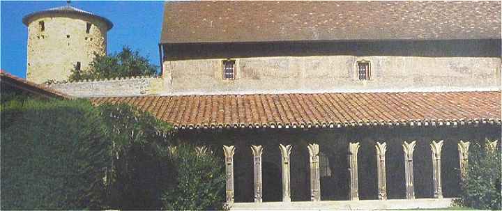 Cloitre de l'Abbaye de Charlieu