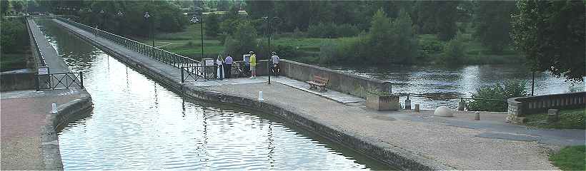 Digoin: le Pont-Canal au dessus de la Loire