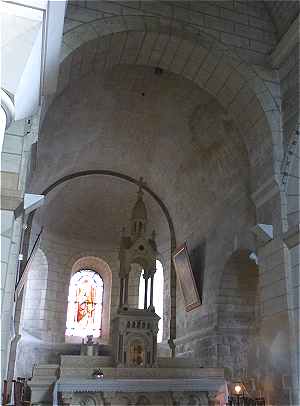 Choeur et abside centrale de l'glise Saint Jean-Baptiste de Langeais