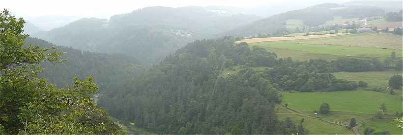 Gorges de la Loire entre Arlempdes et Goudet