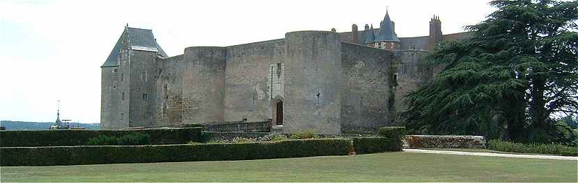 Ct Est du chateau de Luynes