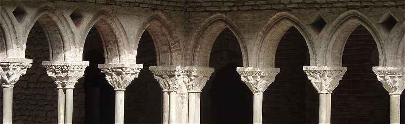 Sculptures des chapiteaux du cloitre de l'Abbaye Saint Pierre de Moissac