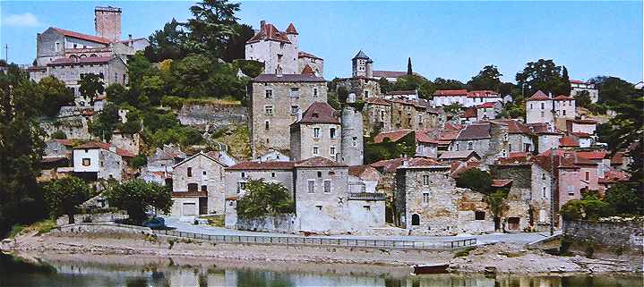 Vue de Puy-l'Evque au-dessus du Lot