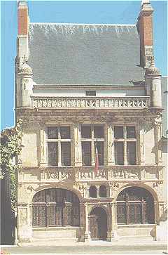 Hotel de Ville