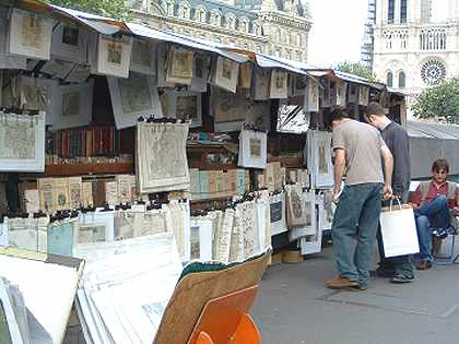 Un Bouquiniste sur les Quais de la Seine, Place Saint Michel