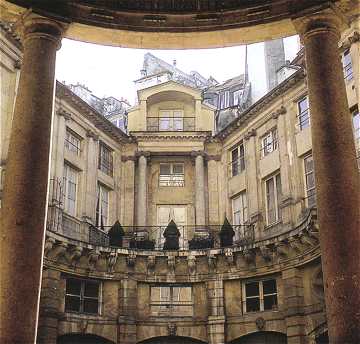 Hotel de Beauvais