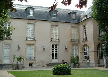 Hotel de Marle, faade sur la cour