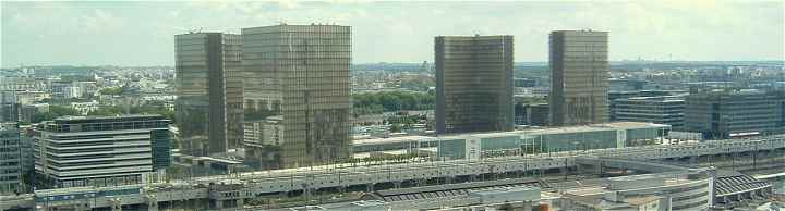 Paris: la Grande Bibliothque vue d'une des Tours du XIIIme arrondissement