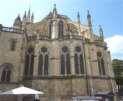 Le chevet de la cathédrale Sainte-Marie de Bayonne
