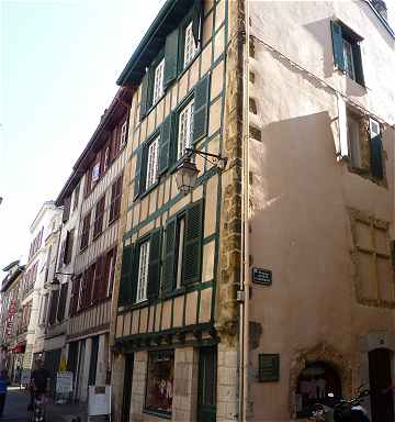 Bayonne: rue Sainte Catherine