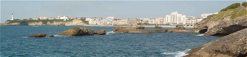 Vue  partir du Rocher de la Vierge sur la partie Nord de Biarritz