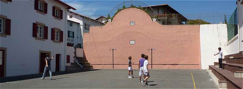 Fronton de Pelote Basque  Bidart