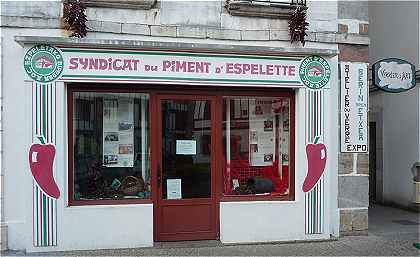 Espelette: la ville des piments