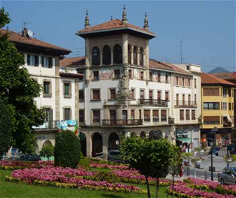 Edifice des annes 1950  Gernika