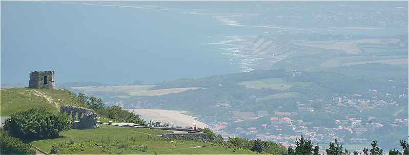 Panorama sur l'estuaire de la Bidassoa  partir de la Montagne de Jaizkibel