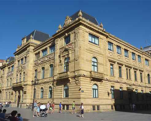 La Poste centrale (1907-1909)  Saint Sbastien