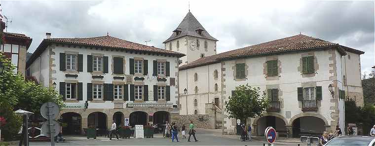 Le centre du village de Sare