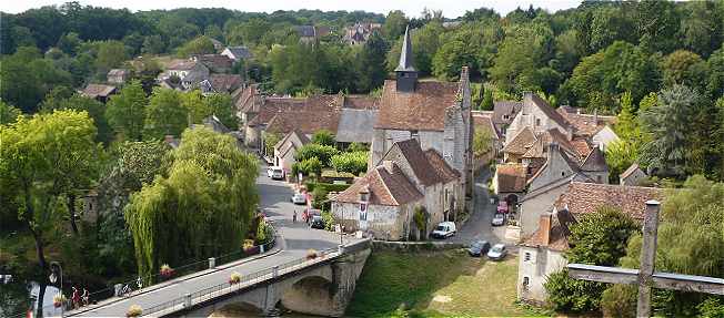 Le faubourg et l'glise Sainte Croix