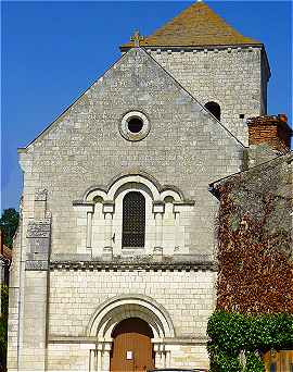 L'glise Saint Pierre: la faade