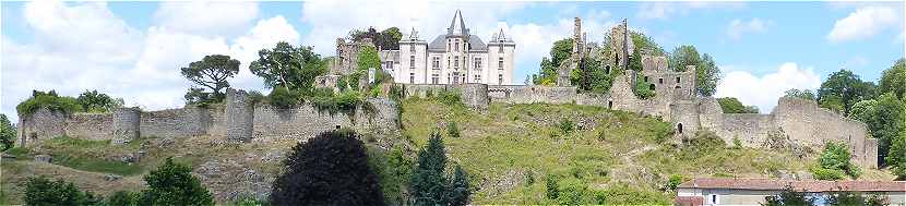 Panorama sur le chateau-fort de Bressuire