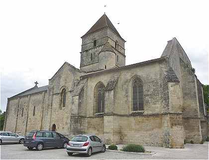 Eglise Saint Chartier de Chef-Boutonne