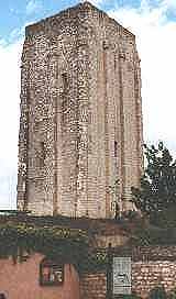 Tour Carre du chteau-fort de Loudun