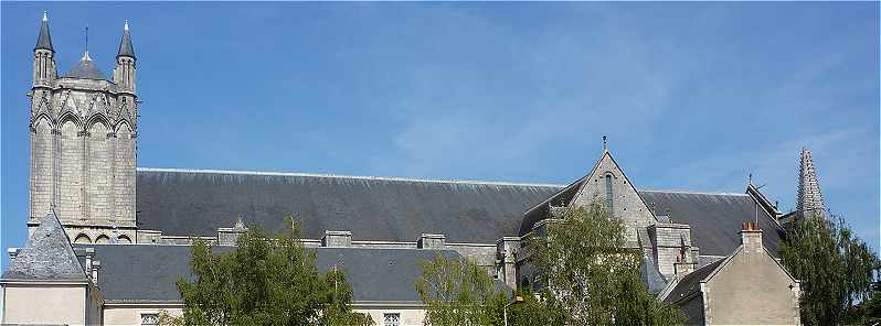 Cathdrale Saint Pierre de Poitiers