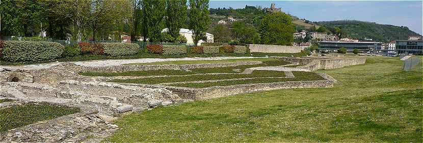 Ruines du site de Saint Romain en Gal