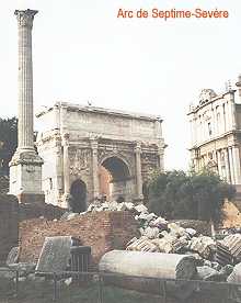 Arc de Septime-Svere et la Colonne Phocas dans le Forum Romain