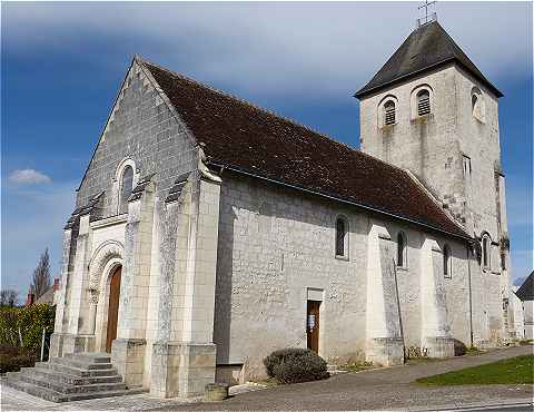 Eglise Saint Pierre es Liens de Vou