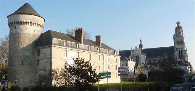 Chteau et Cathdrale vues de la Passerelle