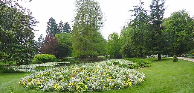 Le Jardin des Prbendes au centre de Tours