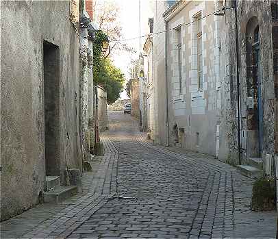 Rue Manceau selon l'axe principal de l'Amphithtre