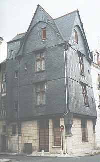 Maison Ancienne, Place Foire le Roi