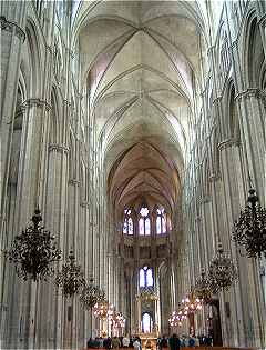 Intrieur de la cathdrale Saint Etienne de Bourges