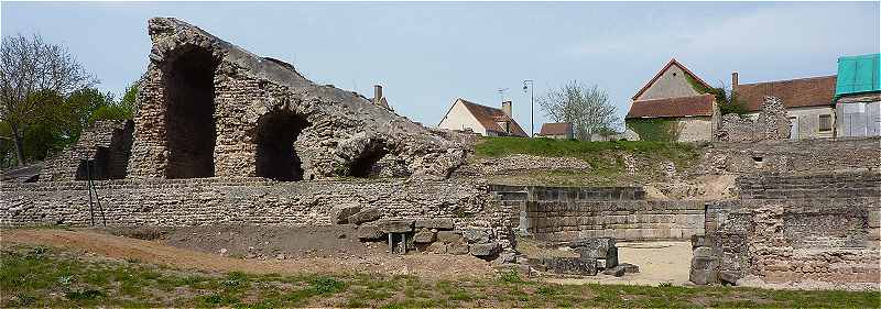 Ruines du Thatre de Drevant (Bituriges Cubes)