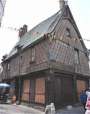 Maison  pans de bois de Saint Aignan