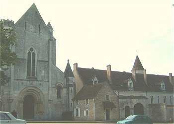 Faade de l'glise abbatiale de Fontgombault