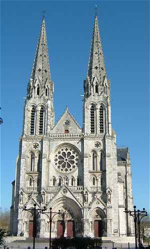 La cathdrale Saint Andr  Chateauroux