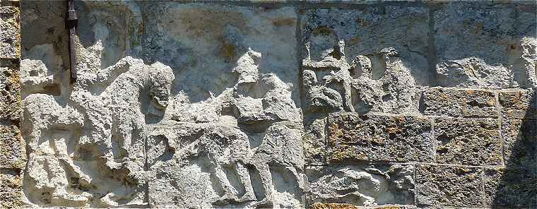 Sculpture de la Tour Saint Paul de l'abbaye de Cormery