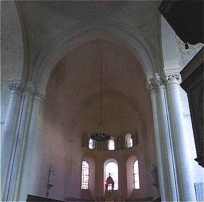 Abside de l'église Notre-Dame du Fougeray à Cormery