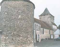 Eglise Saint Maurice d'Esves le Moutier